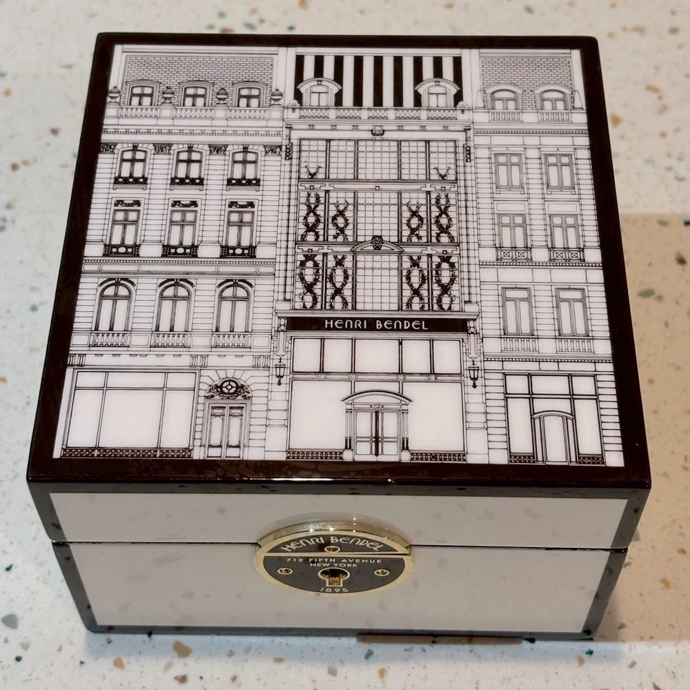 Henri Bendel NY 120th Anniversary‎ Special Edition Locking Dresser Jewelry Box